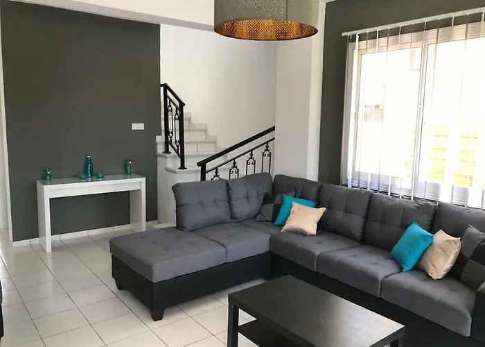 Diana Townhouse 5 Semesterbostad *