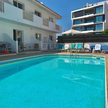 Diana Townhouse 5 פאפוס